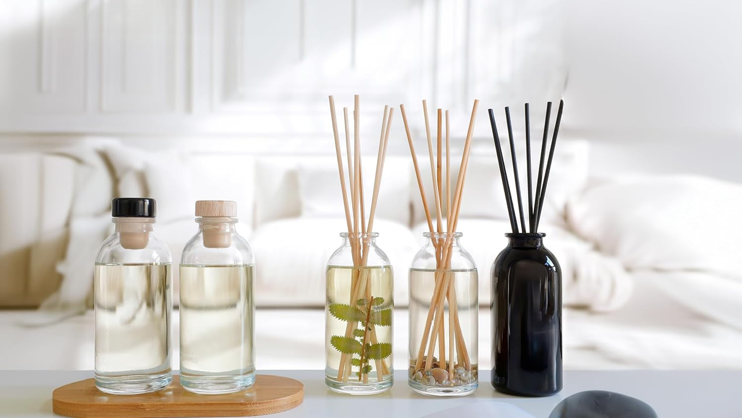 Gardenia Scented Oil Reed Diffuser Refill | Includes a Free Set of Reed Sticks! Jasmine, Ylang Ylang, Tuberose & Amber Notes | 4 Oz