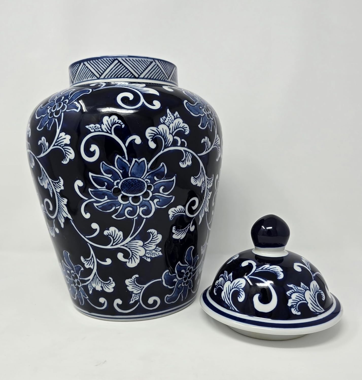 12.5 in Blue and White Porcelain Floral Temple Ginger Jar Vase, China Qing Style (Blue Dark), Medium, Classic