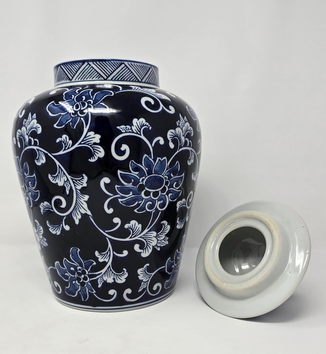 12.5 in Blue and White Porcelain Floral Temple Ginger Jar Vase, China Qing Style (Blue Dark), Medium, Classic